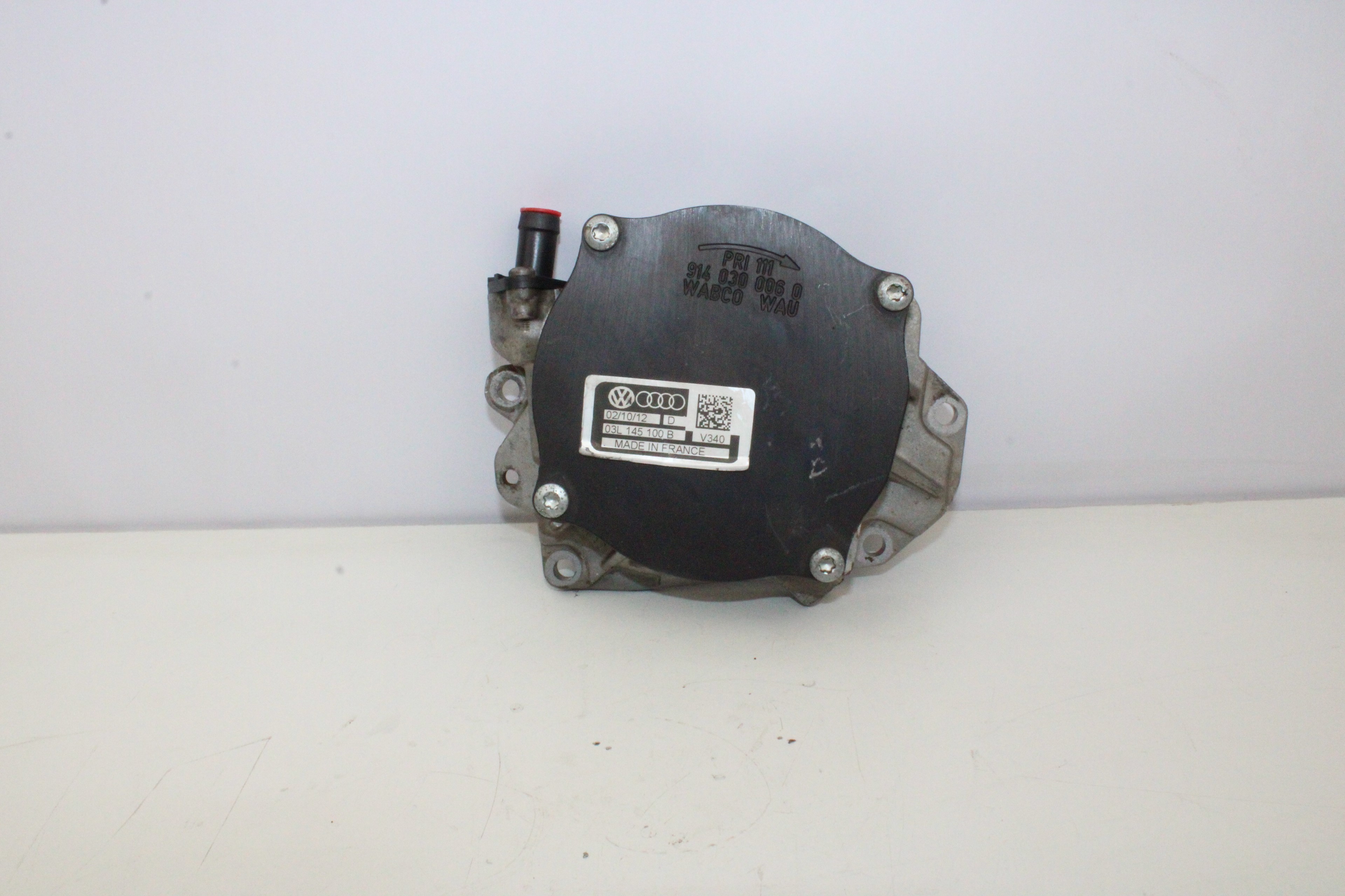 SKODA Octavia 2 generation (2004-2013) Vacuum Pump 03L145100B 26569073