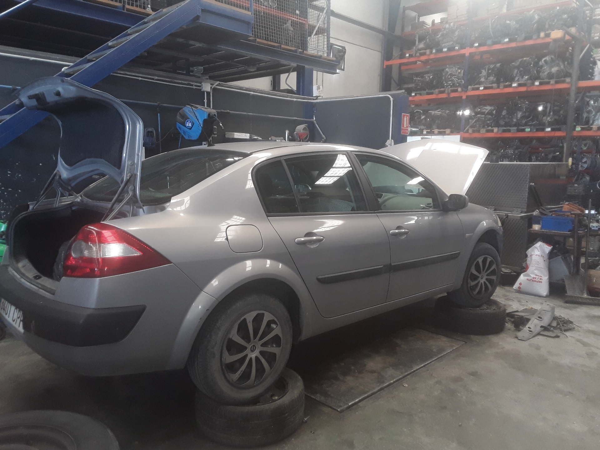 RENAULT Megane 2 generation (2002-2012) Замок задней правой двери NOTIENEREFERENCIA 25784941