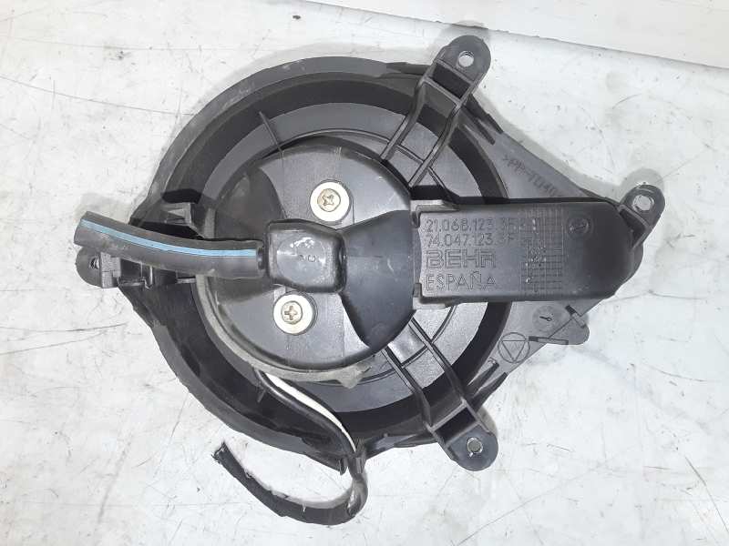 CITROËN Xsara 1 generation (1997-2004) Ventilateur de chauffage 210681233F 19176867