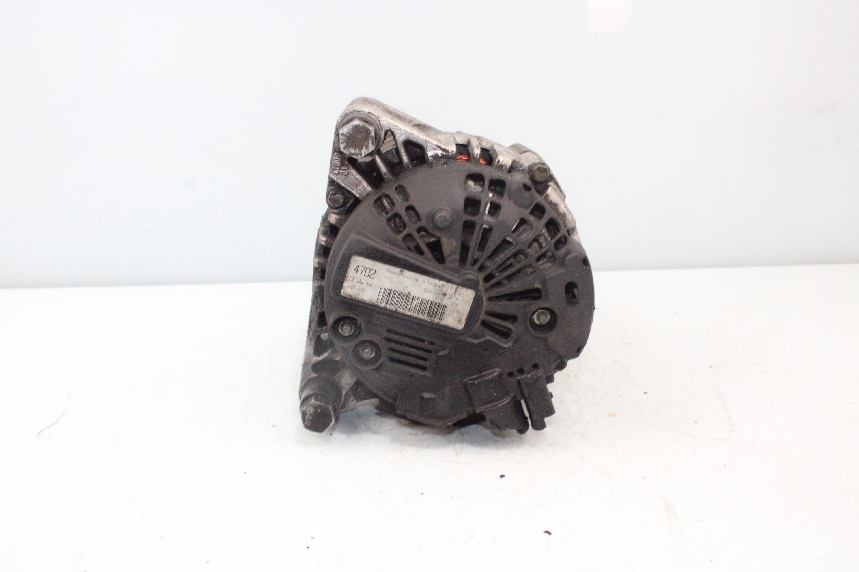 PEUGEOT 206 1 generation (1998-2009) Alternator TG15C022 23770564