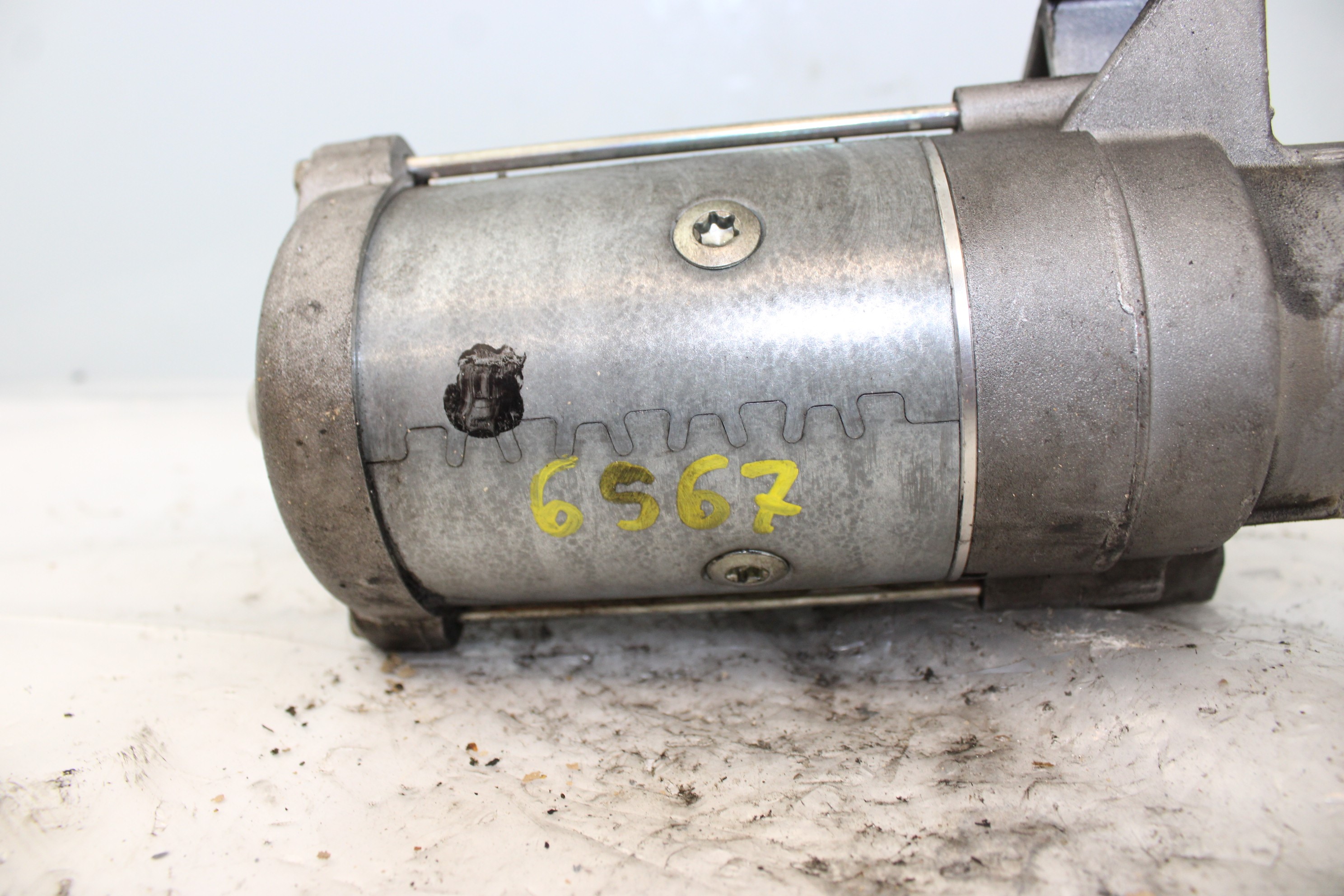 PEUGEOT 3008 2 generation (2017-2023) Starter Motor 9832577880 25265998