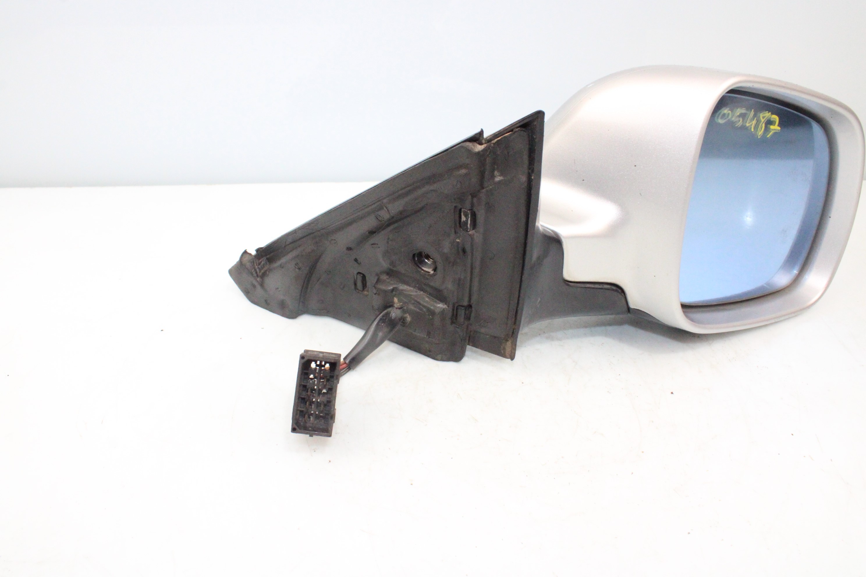 AUDI Spider 916 (1995-2006) Right Side Wing Mirror E1010481 23769781