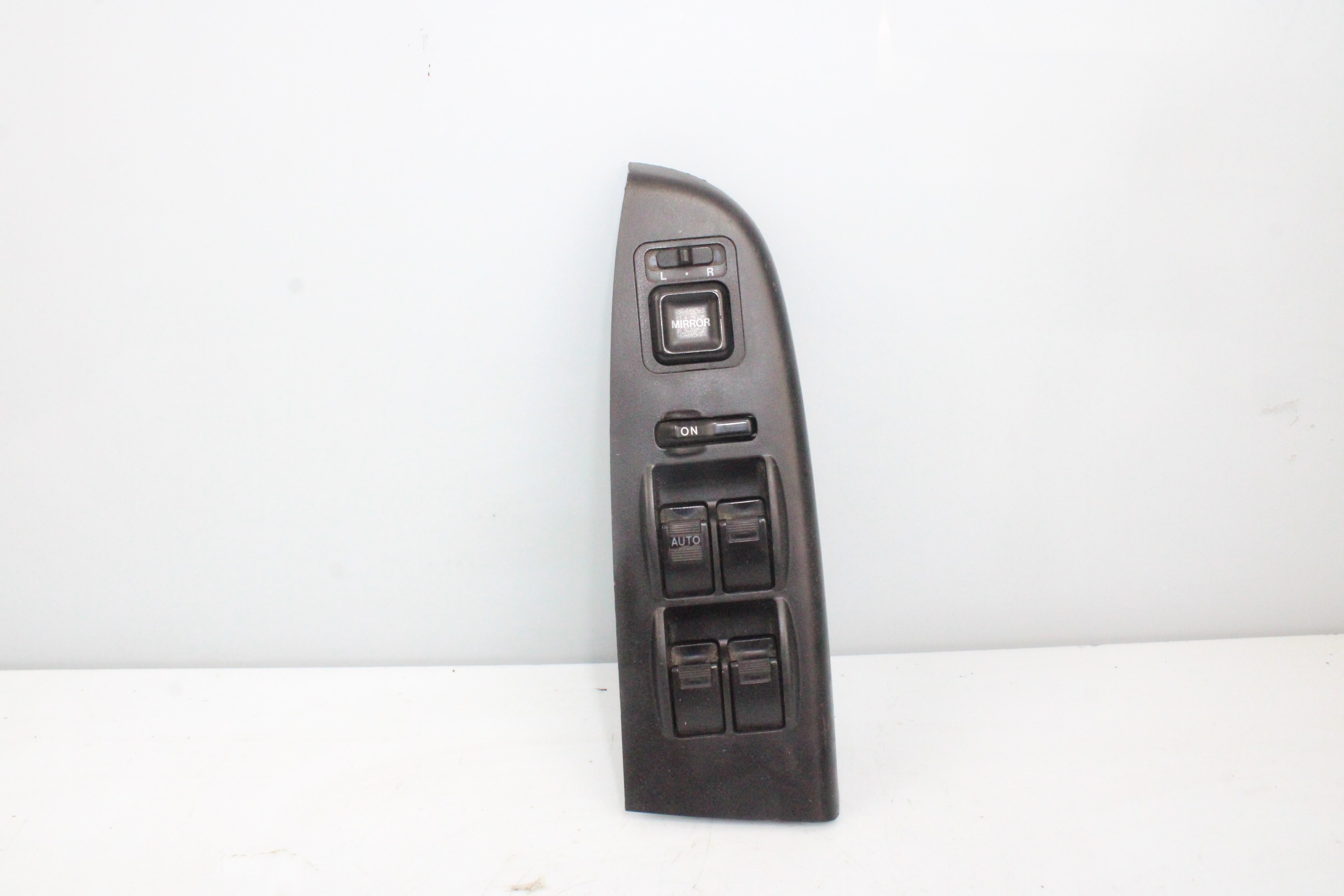 HONDA Accord 6 generation (1997-2002) Front Left Door Window Switch NOTIENEREFERENCIA 25177545