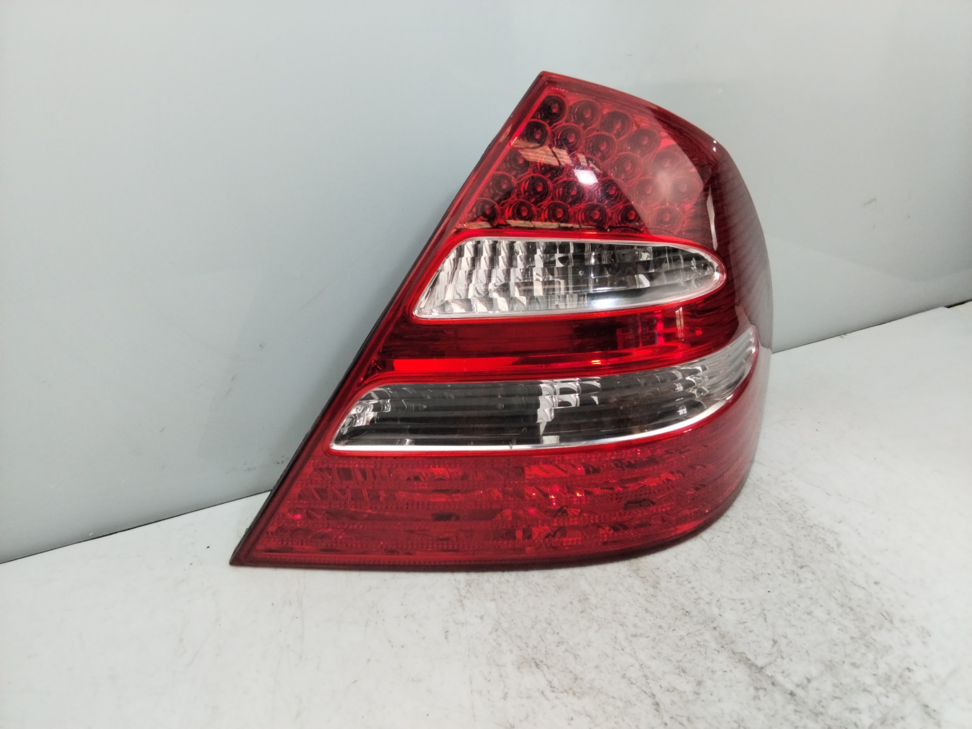 TOYOTA Rear Right Taillight Lamp 7296-04 25399524 - Used parts online ...