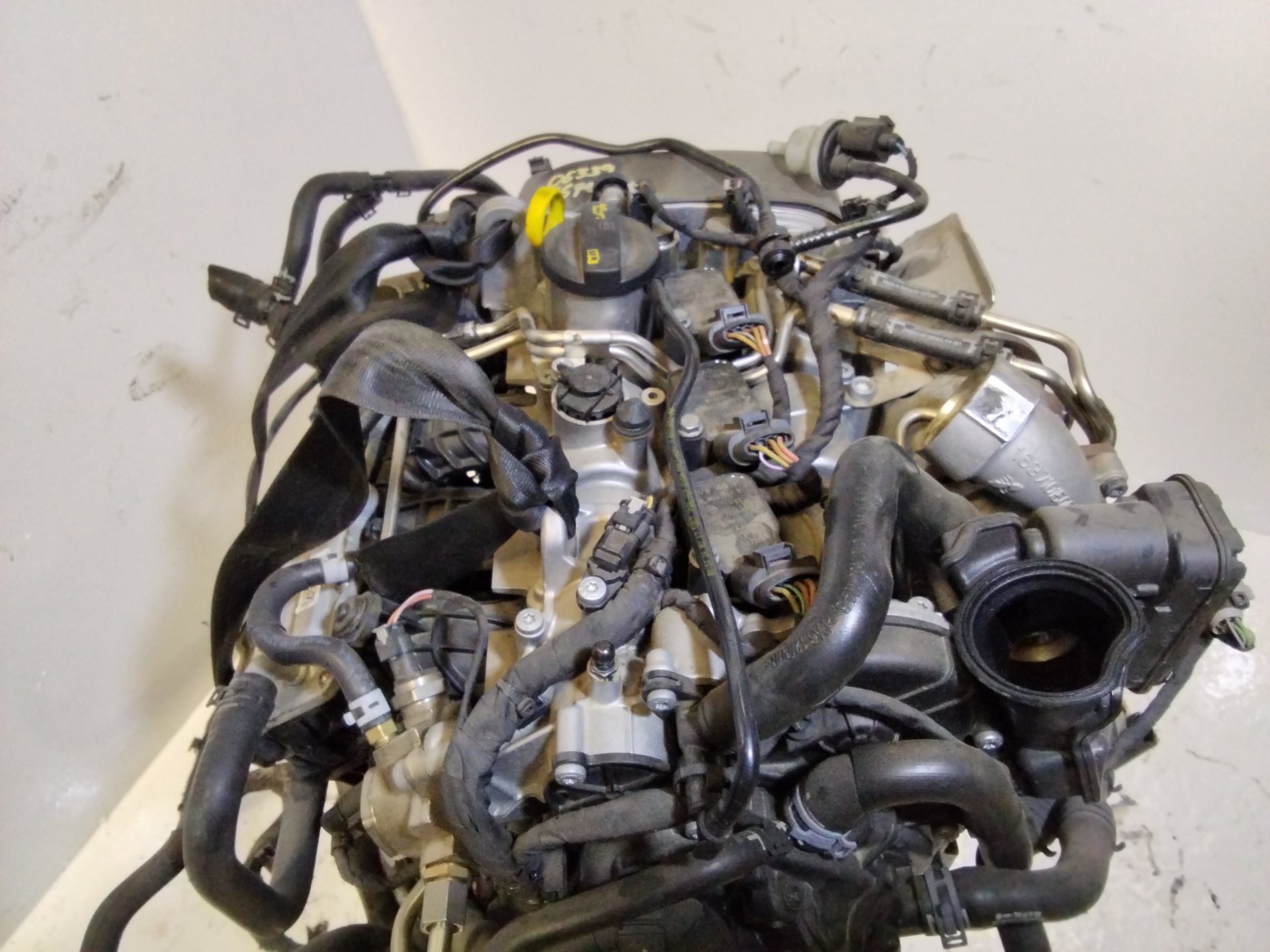 AUDI A1 8X (2010-2020) Motor CHZ 25188639