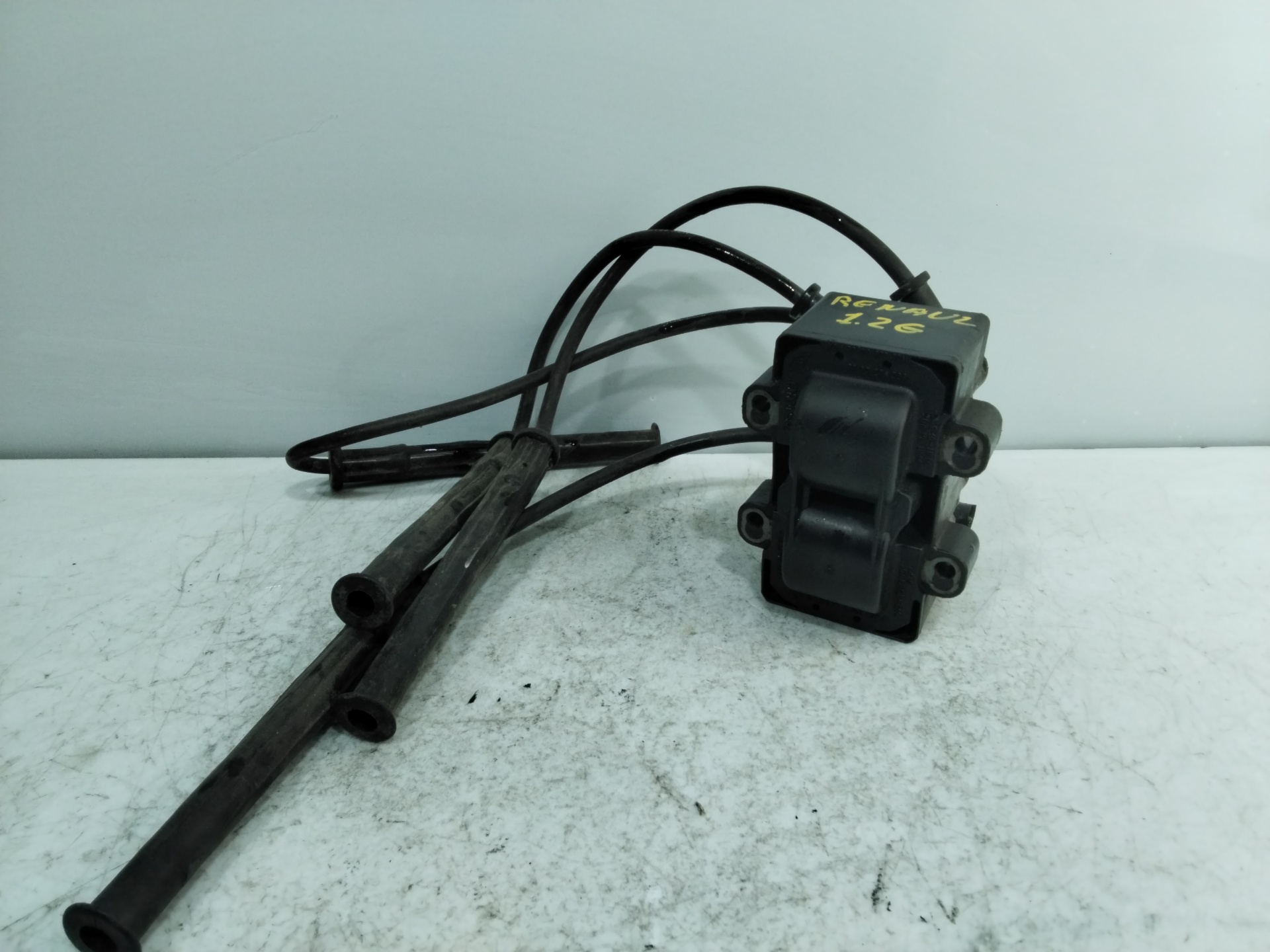 RENAULT Clio 3 generation (2005-2012) High Voltage Ignition Coil 7700873701 26377994