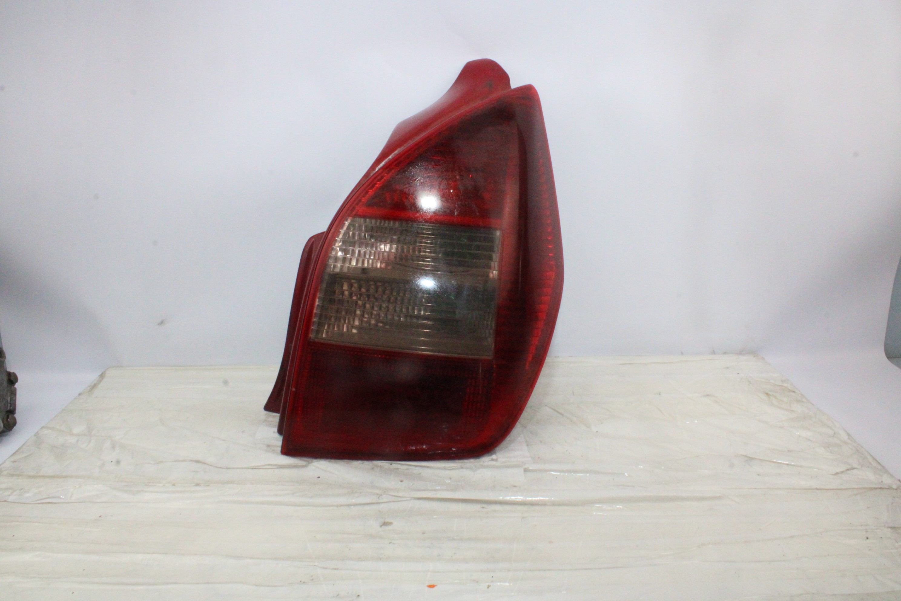 CITROËN C2 1 generation (2003-2009) Rear Right Taillight Lamp 964986480 23768579