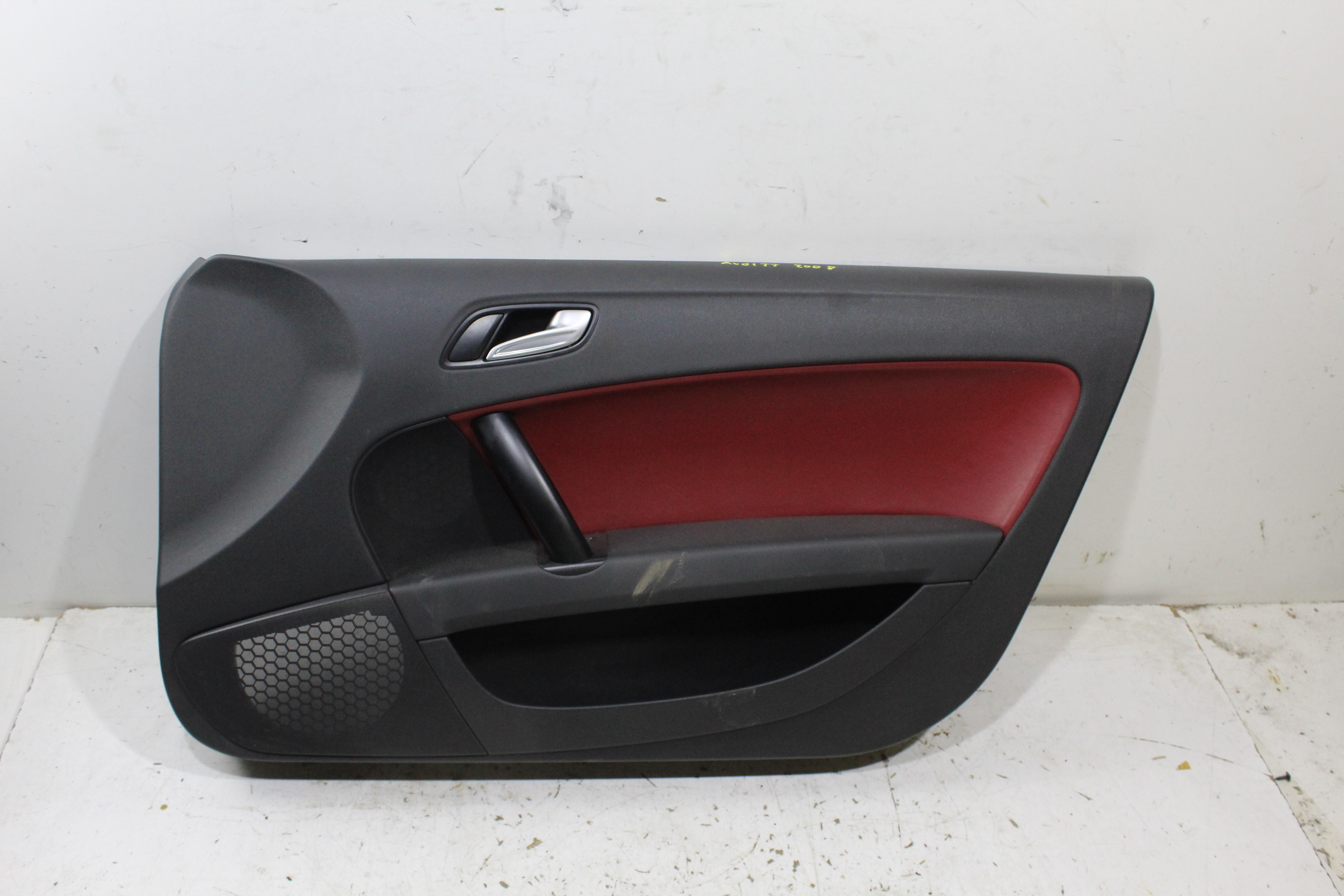 AUDI TT 8J (2006-2014) Främre höger dörrpanel NOTIENEREF 25187177