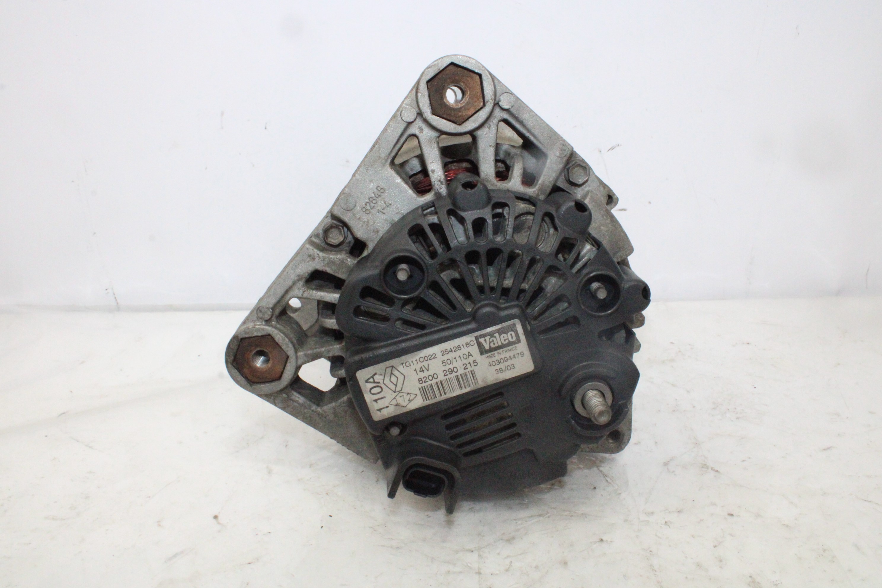 RENAULT Megane 2 generation (2002-2012) Генератор 8200290215 21073040