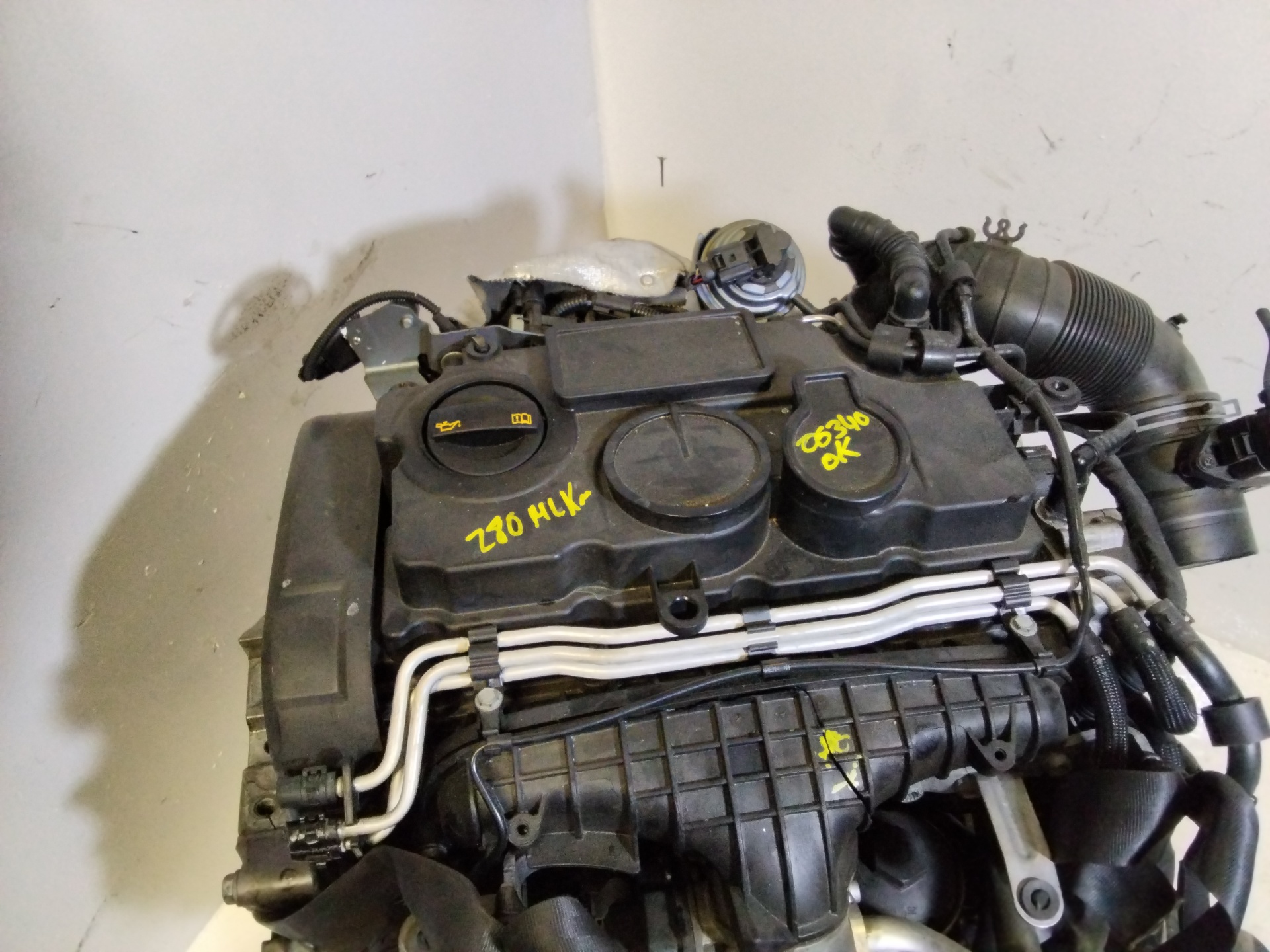 VOLKSWAGEN Jetta 5 generation (2005-2011) Двигатель BMN 25188607