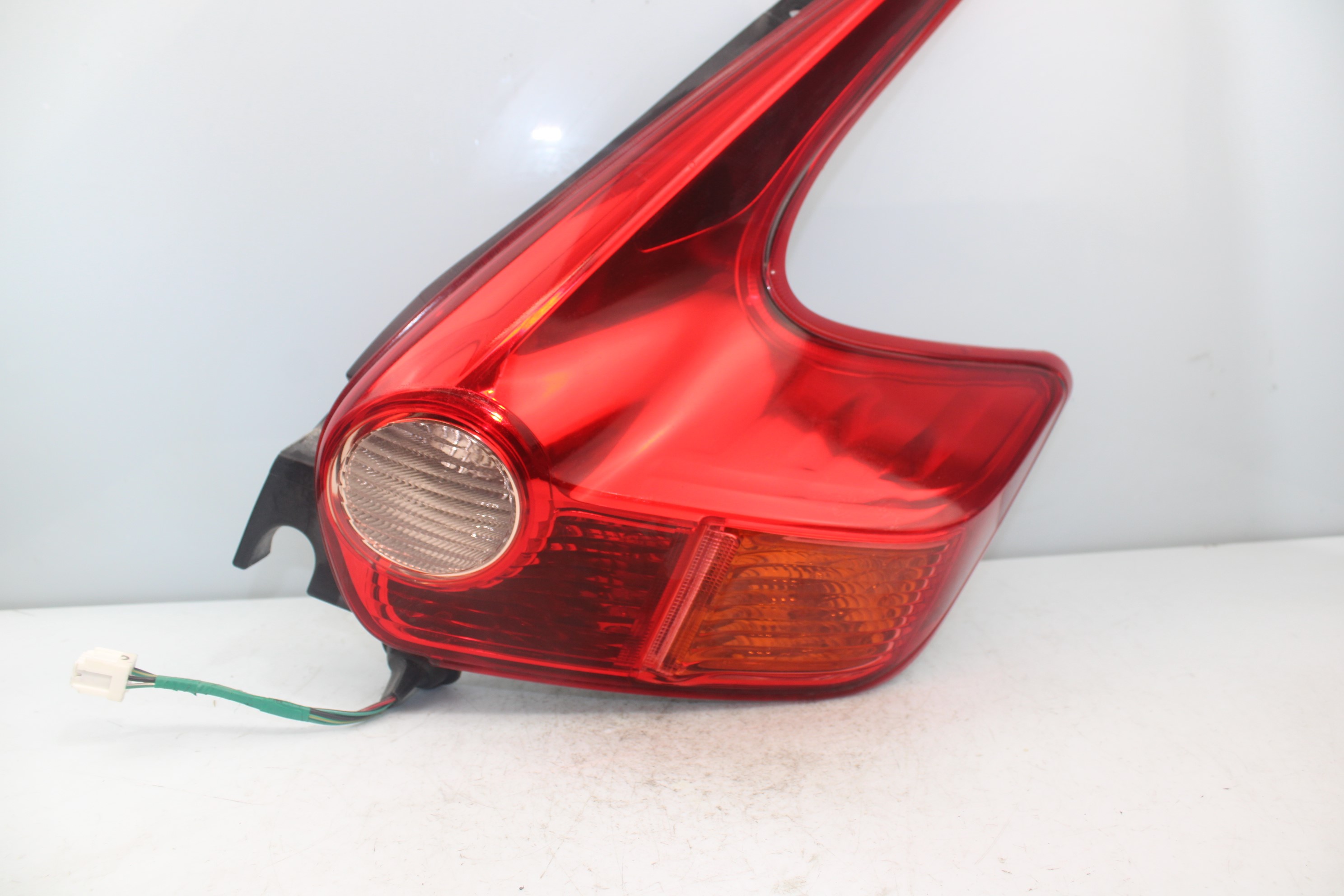 NISSAN Juke YF15 (2010-2020) Rear Right Taillight Lamp NOTIENEREFERENCIA 25190438