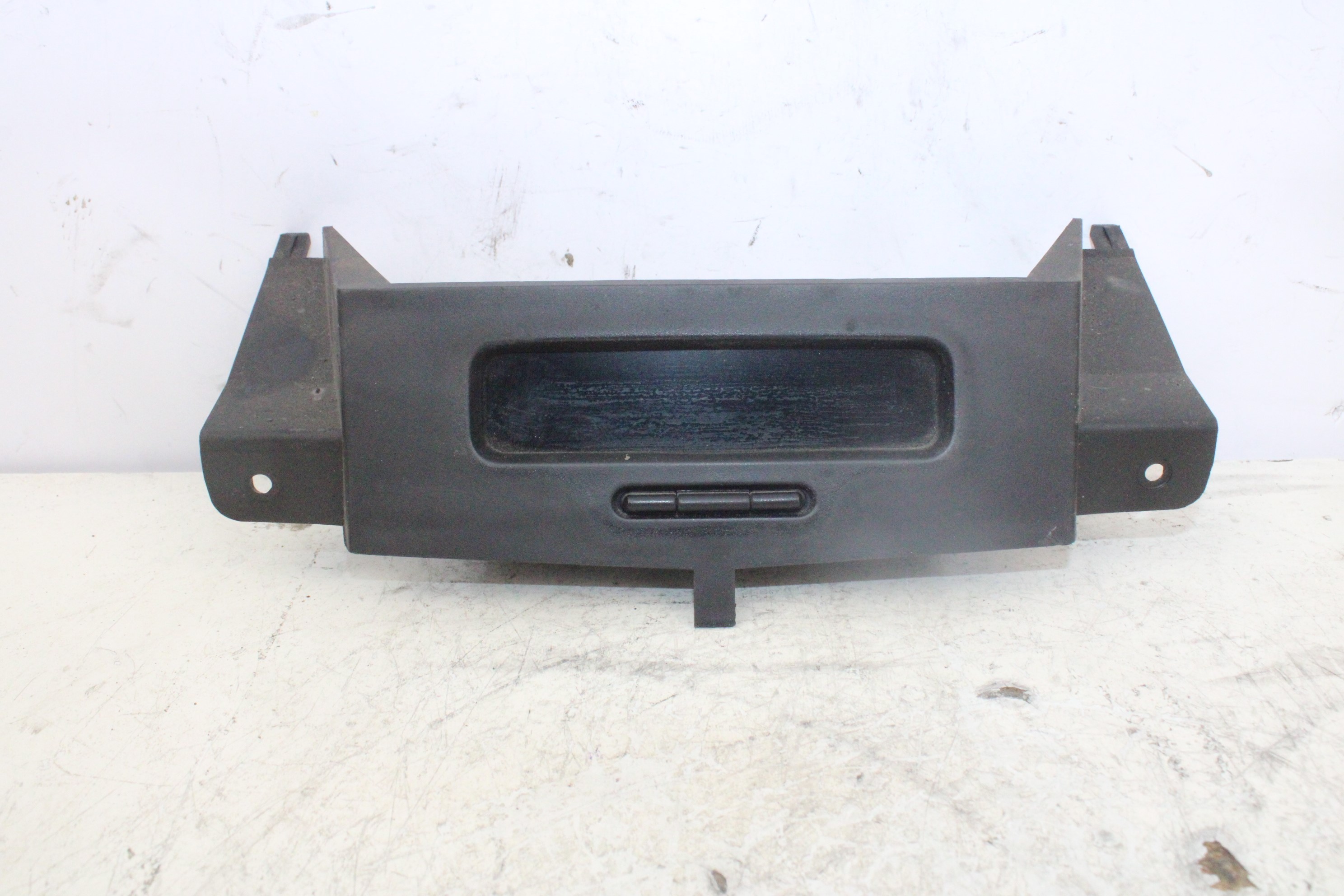 RENAULT Laguna 1 generation (1993-2001) Kitos salono dalys P7700428029A 21073283