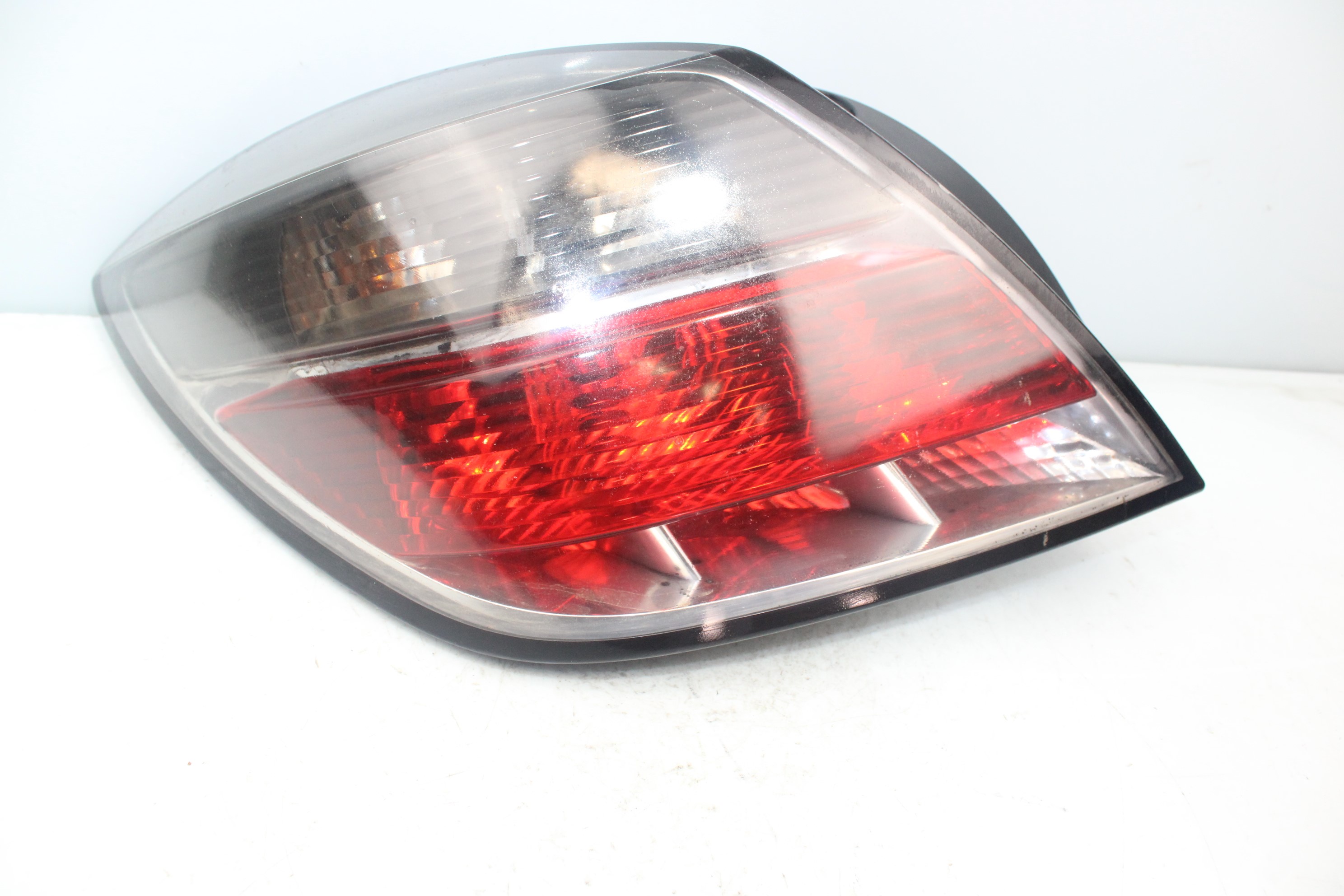 OPEL Astra H (2004-2014) Rear Left Taillight 342691834 25180065