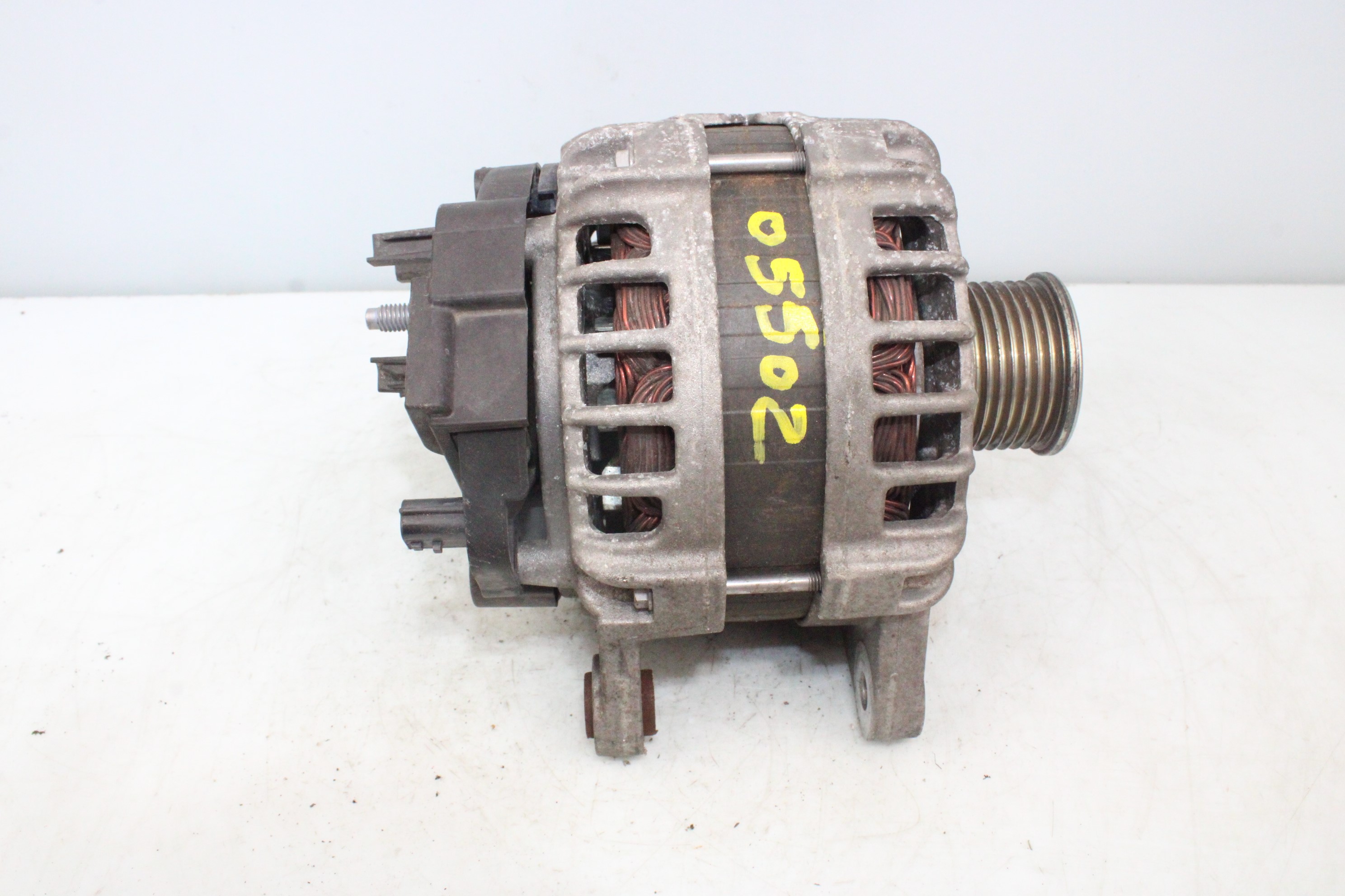 RENAULT Kadjar 1 generation (2015-2024) Alternator 231004BE0BF 25177307