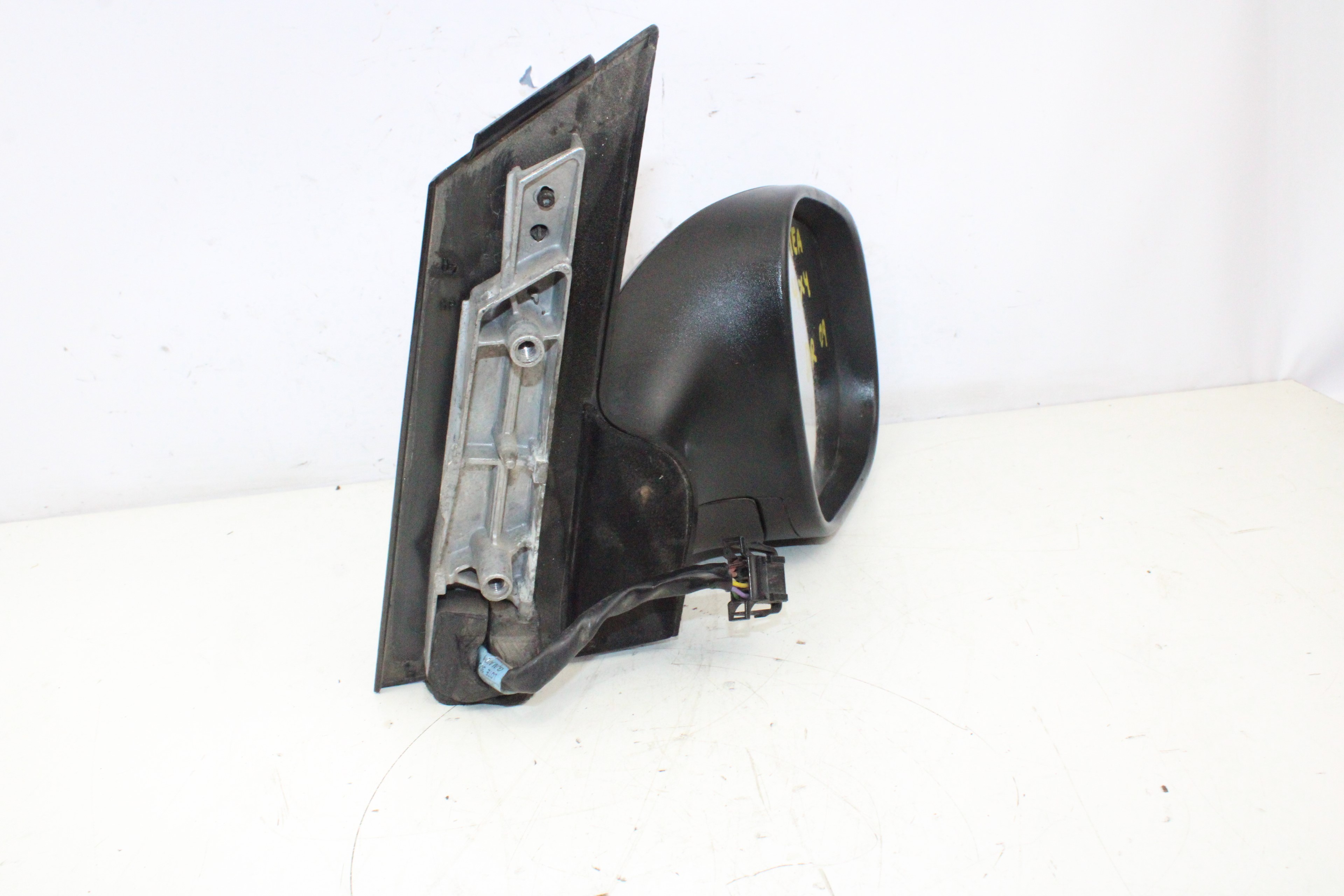 SEAT Toledo 3 generation (2004-2010) Right Side Wing Mirror 014142 19370398