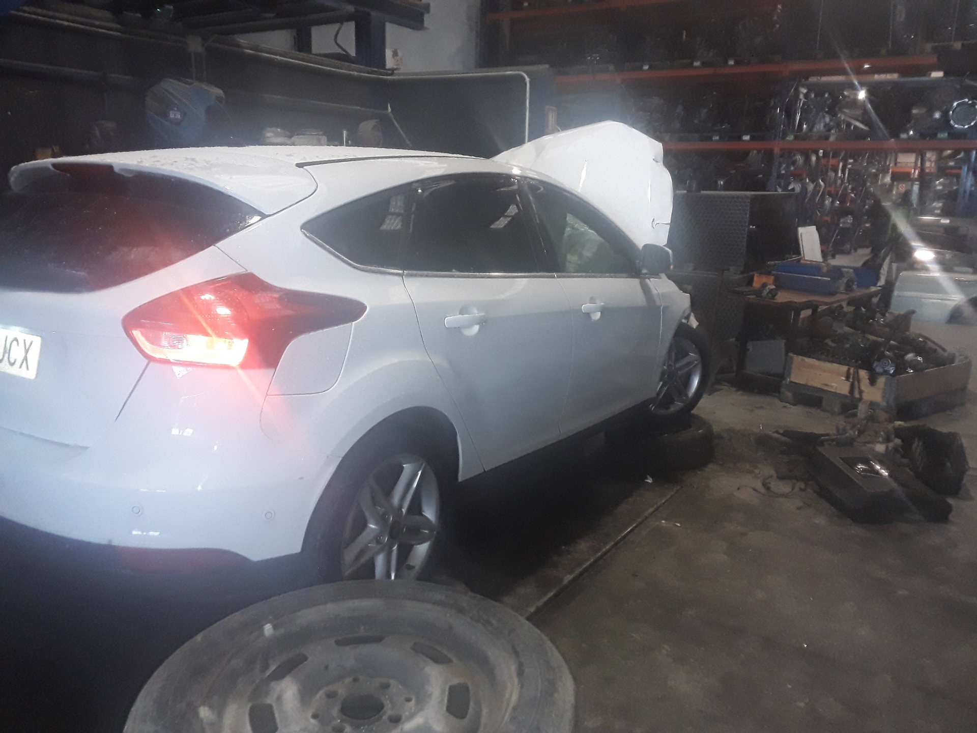 FORD Focus 3 generation (2011-2020) Priekšējo kreiso durvju logu pacēlājs BM51A23201BF 24063737