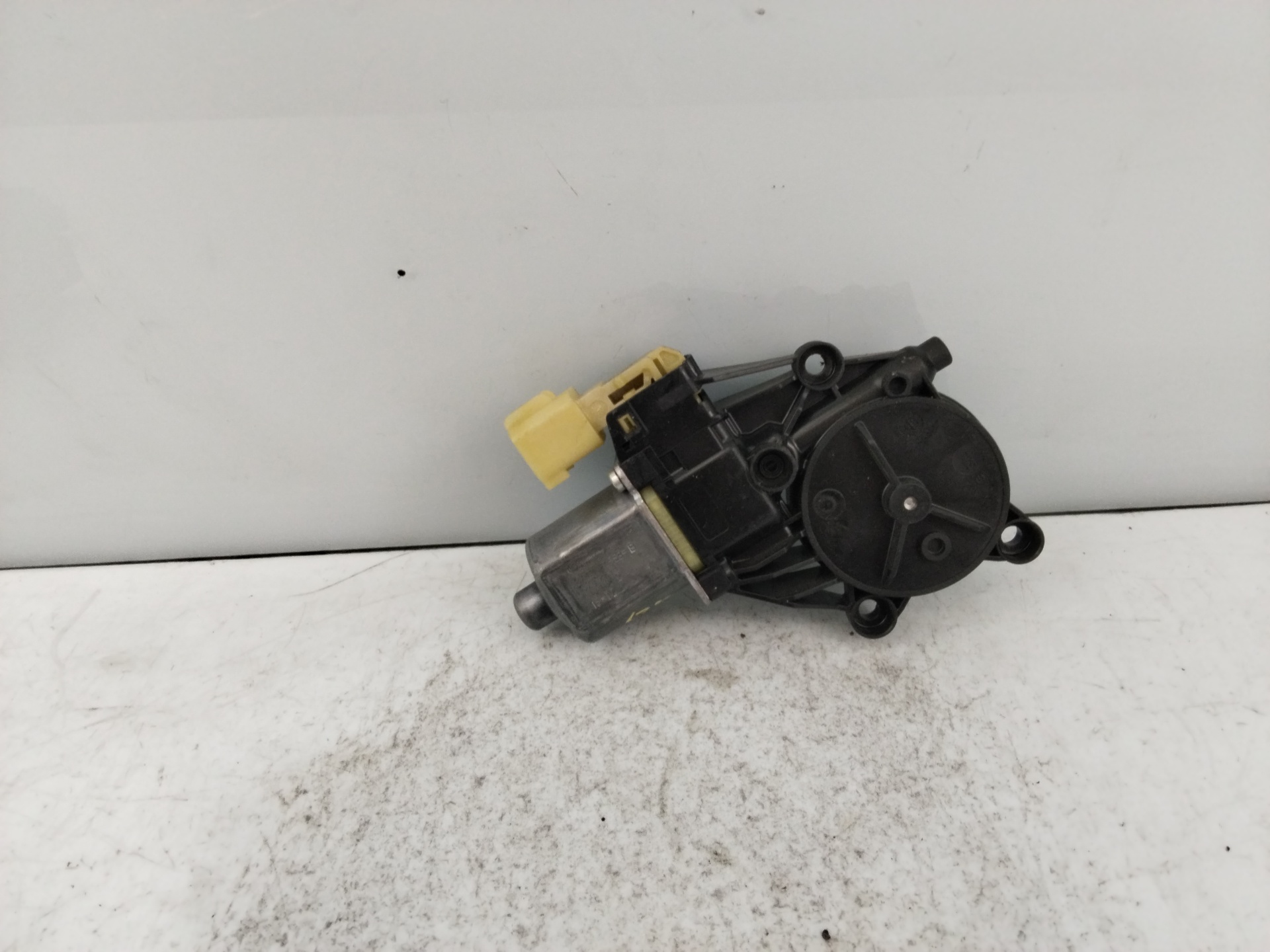 FORD Fiesta 5 generation (2001-2010) Front Right Door Window Control Motor 8A6114553B 25332631