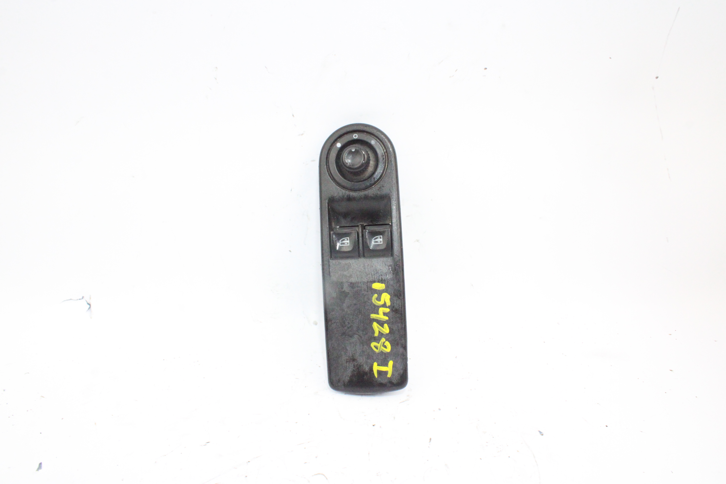 RENAULT Clio 3 generation (2005-2012) Front Left Door Window Switch 809611667R 21805766