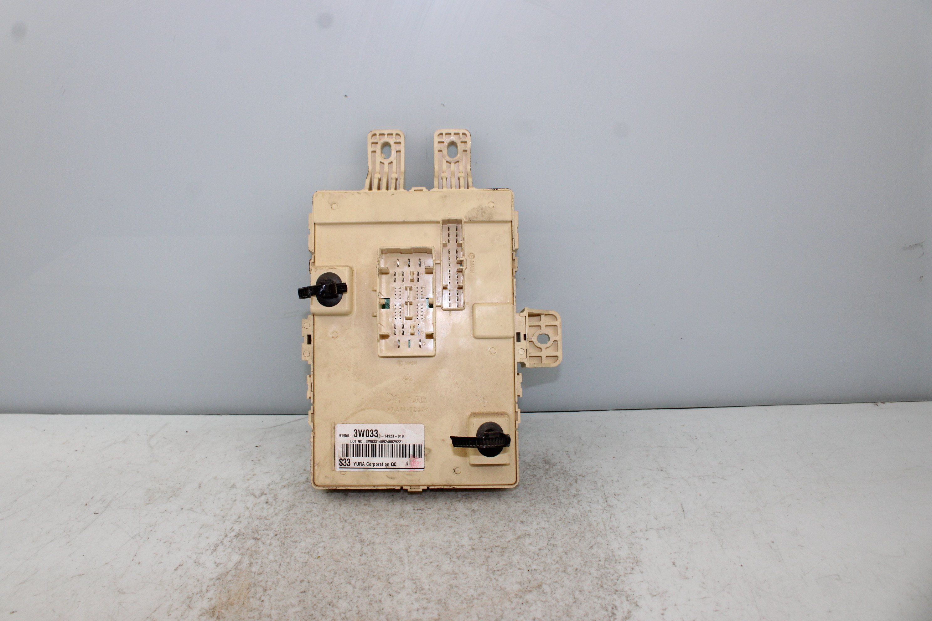 KIA Sportage 3 generation (2010-2015) Fuse Box 919503W033 25266265