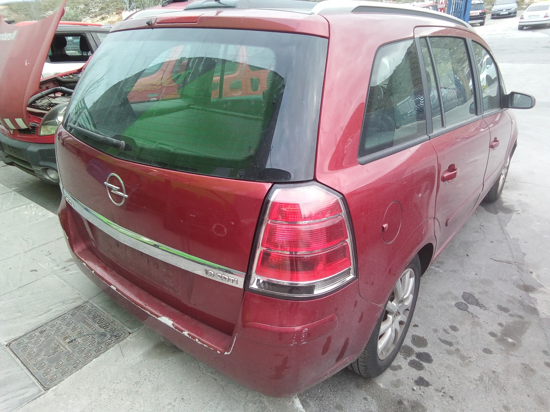 OPEL Zafira B (2005-2010) Спідометр 13216684 19308477