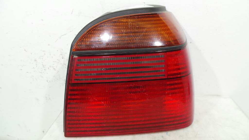 VOLKSWAGEN Golf 3 generation (1991-1998) Rear Right Taillight Lamp 1H6945112, 1H6945112 18944430