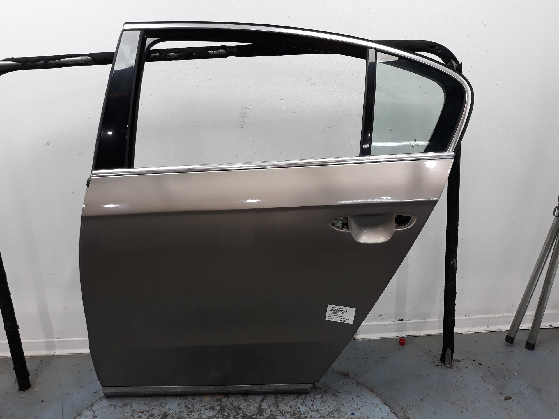 VOLKSWAGEN Passat B7 (2010-2015) Rear Left Door 3AE833055,3AE833055 23251570