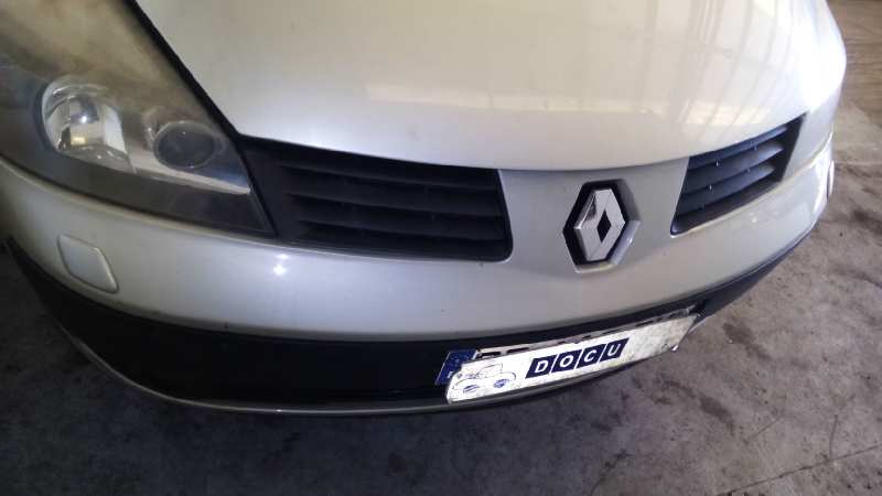 RENAULT Espace 4 generation (2002-2014) Противотуманка бампера передняя правая 8200002470,8200002470 18885337