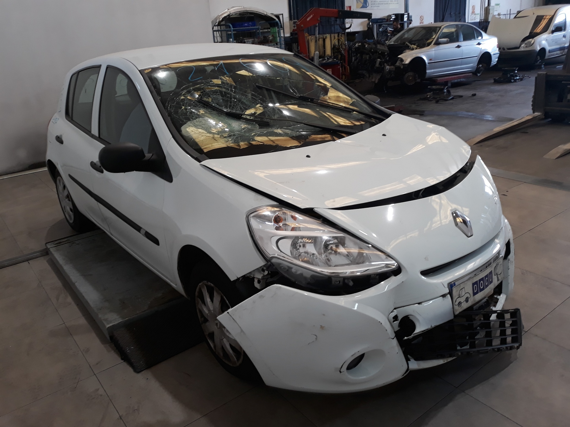 RENAULT Clio 3 generation (2005-2012) Рамка на вътрешната дръжка на предната лява врата 8200310579,310579 26088111