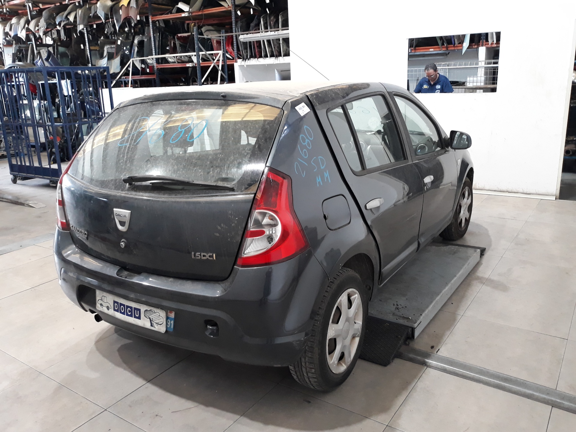 DACIA Sandero 1 generation (2008-2012) Вентилатор с дифузьор 8200765566B, 8200765566B 25207522