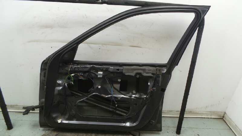 BMW 3 Series E46 (1997-2006) Передняя правая дверь 41517034152,41517034152 19025142