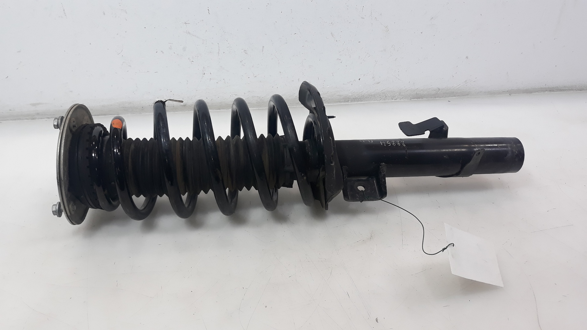 LAND ROVER Discovery Sport 1 generation (2014-2024) Front Right Shock Absorber LR116116, LR116116 25211424