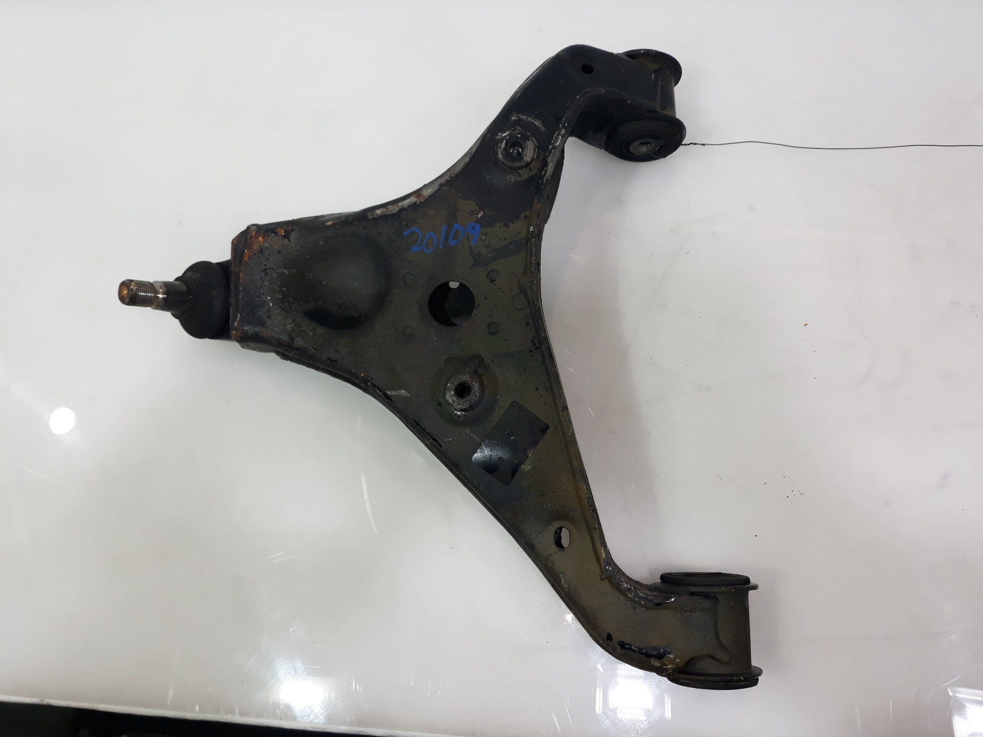 VOLKSWAGEN Crafter 1 generation (2006-2016) Front Left Arm 2E0407151M, 2E0407151M 19062876