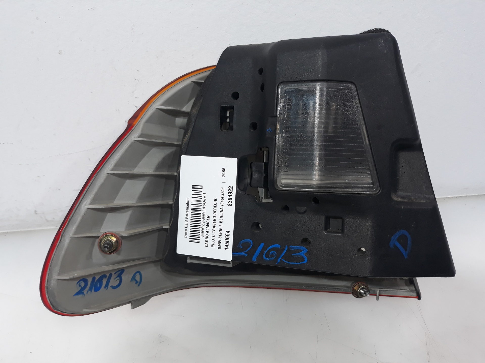 VAUXHALL 3 Series E46 (1997-2006) Rear Right Taillight Lamp 8364922,8364922 19535753