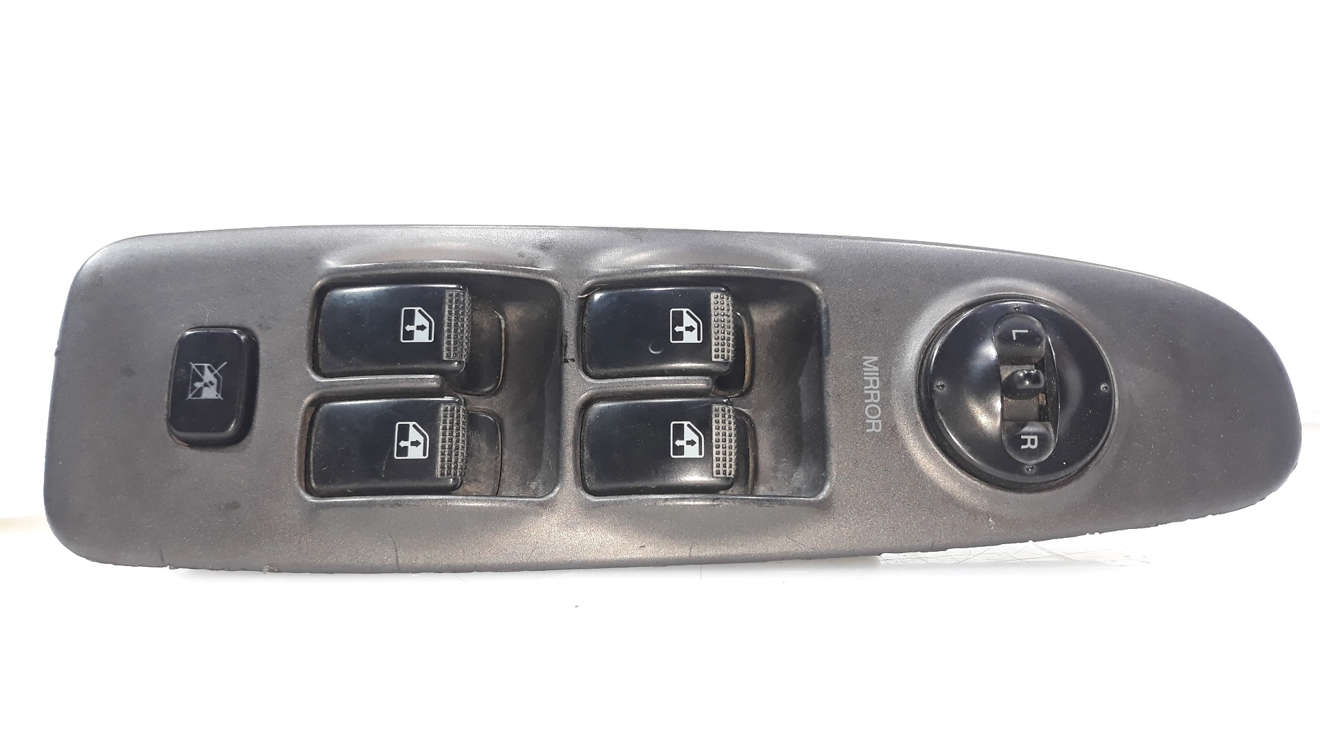 HYUNDAI Elantra XD (2000-2010) Кнопка стеклоподъемника передней левой двери 935702D000, 935702D000 25211472