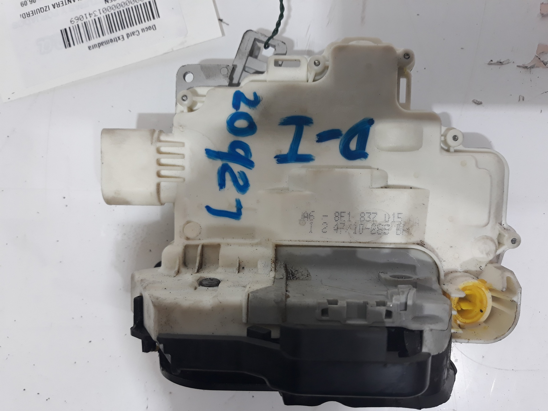 SEAT Exeo 1 generation (2009-2012) Front Left Door Lock 8E1837015AA,8E1837015AA 19097535