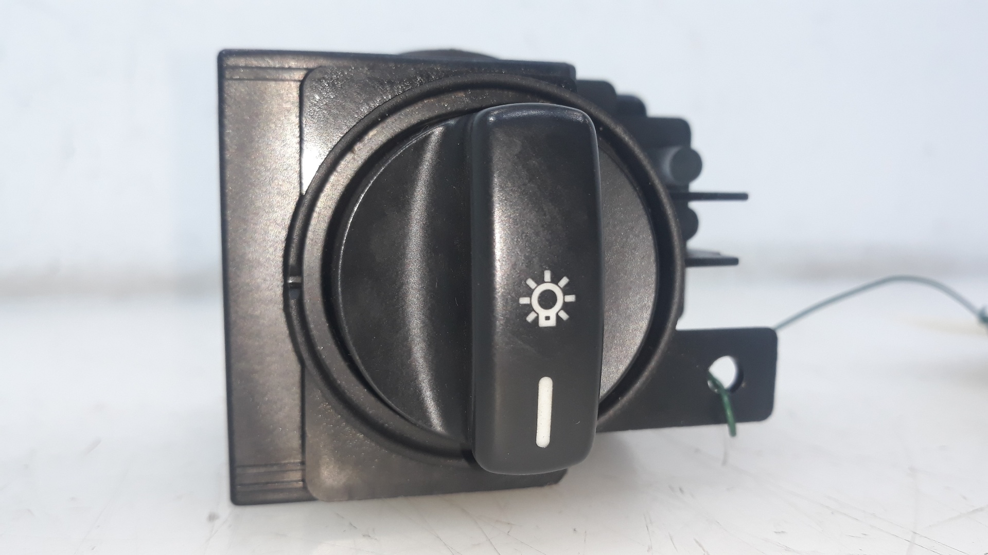 MERCEDES-BENZ A-Class W169 (2004-2012) Headlight Switch Control Unit A1695452704, A1695452704 25198568