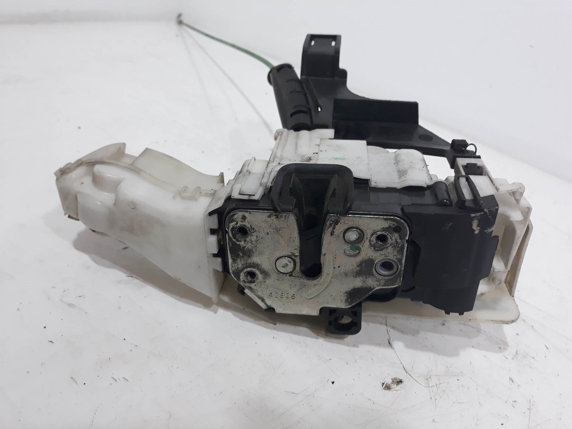 LANCIA Ypsilon II (Type 843)  (2003-2011) Замок передней левой двери 51739844,51739844 19079529