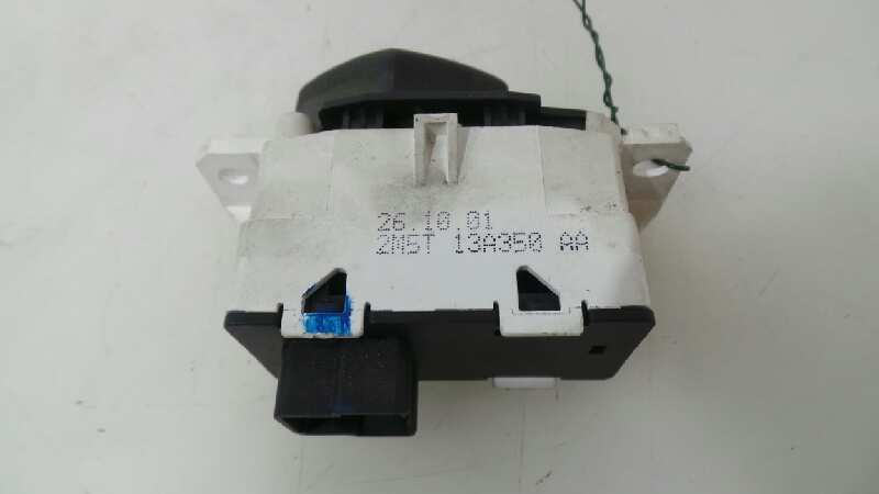 PEUGEOT Focus 1 generation (1998-2010) Hazard button 2M5T13A350AA,2M5T13A350AA 19042542