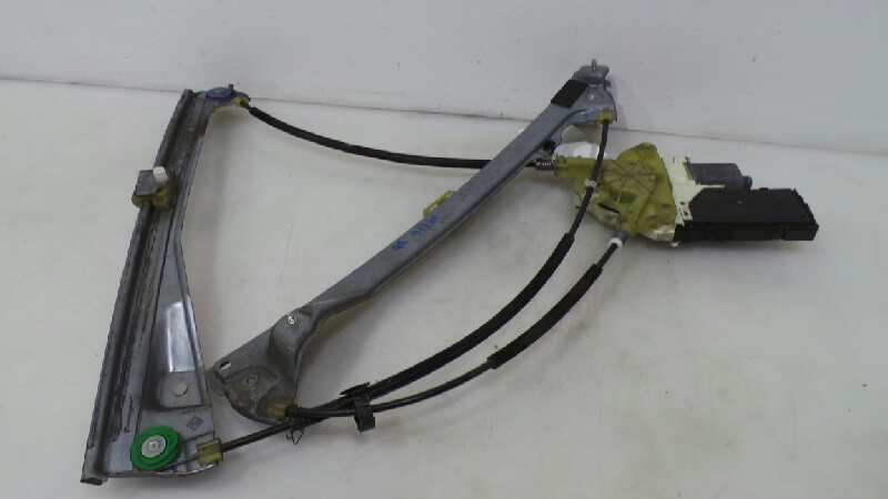 RENAULT Laguna 3 generation (2007-2015) Front Right Door Window Regulator 807000002R,807000002R 19037741