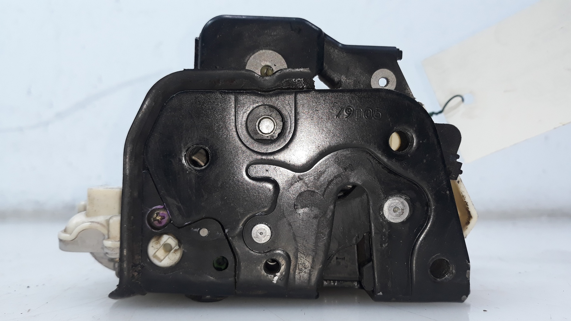 AUDI A6 C6/4F (2004-2011) Замок задней правой двери 4F0839016, 4F0839016 25211545