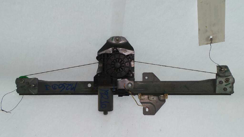 DACIA Duster 1 generation (2010-2017) Front Left Door Window Regulator 807213915R,128001072D,807213915R 18973386