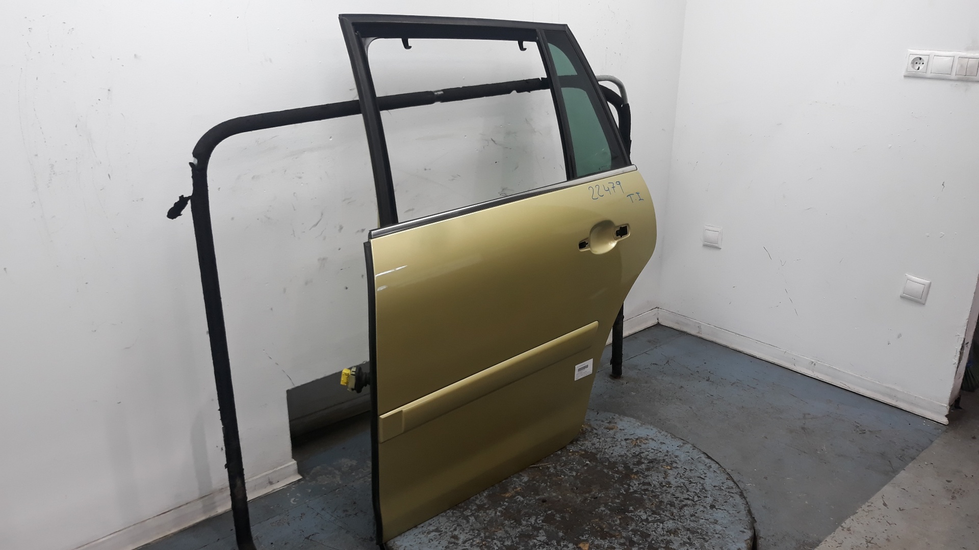 CITROËN C4 Picasso 1 generation (2006-2013) Rear Left Door 9006K4,9006K4 25349379