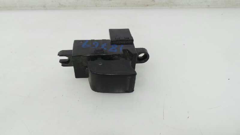 NISSAN Primera P12 (2001-2008) Rear Right Door Window Control Switch 25411AV600, 25411AV600 18939103