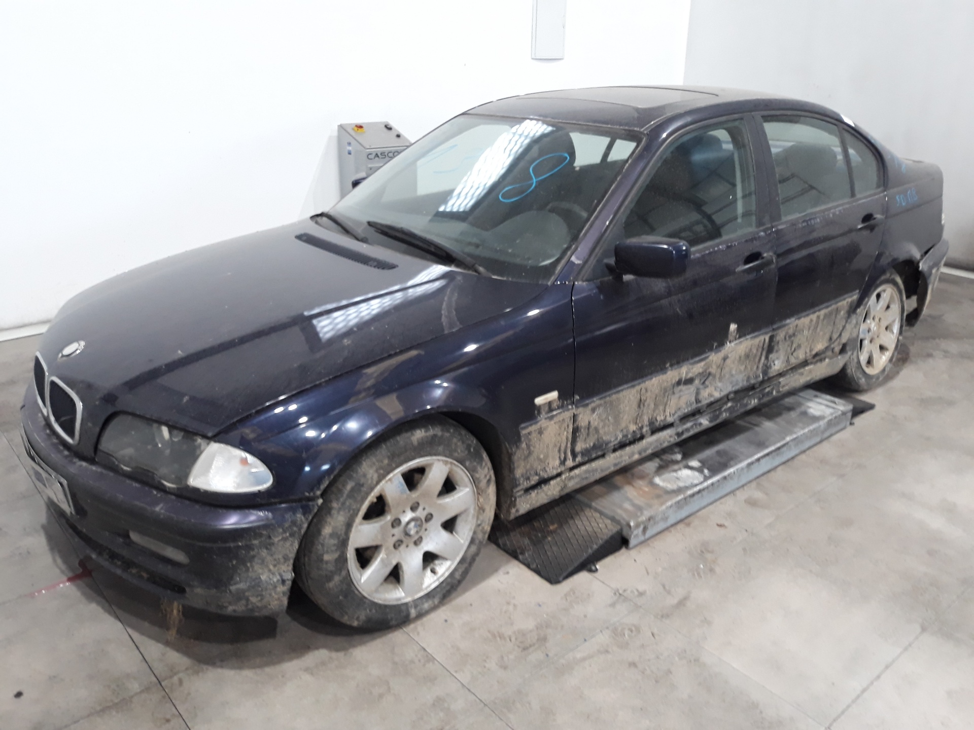 BMW 3 Series E46 (1997-2006) Фонарь задний левый 6907945,63216907945,6907945 26091371