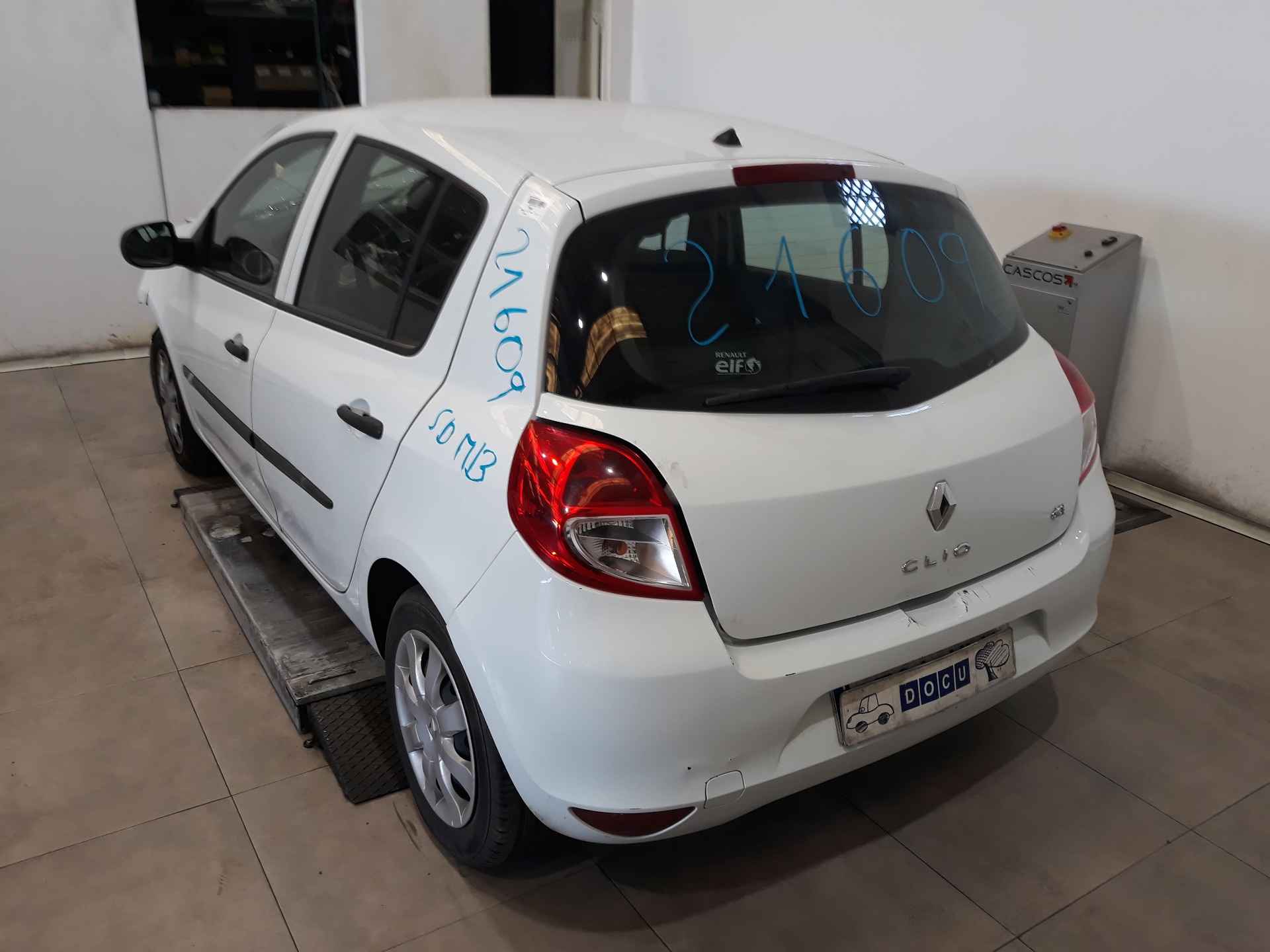 RENAULT Clio 3 generation (2005-2012) Galinė kairė vidinė atidarymo rankelėlė 310579,310579 26088921