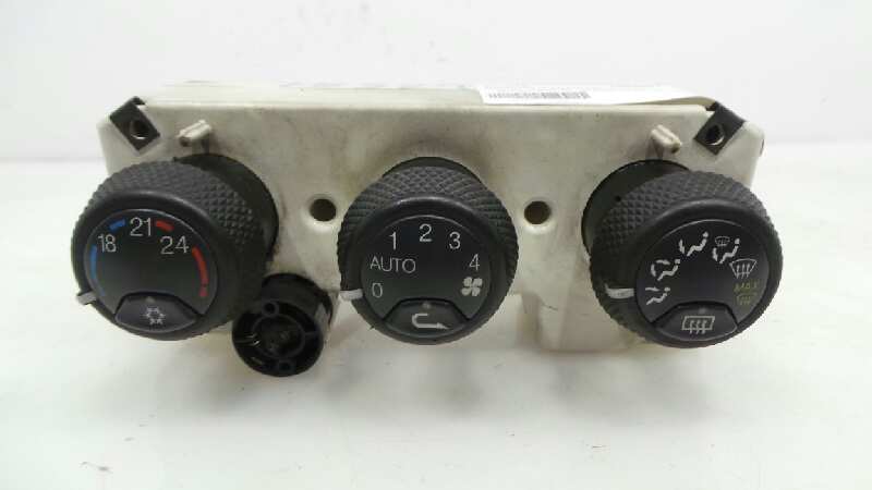 RENAULT 156 932 (1997-2007) Climate  Control Unit 16238079 18916801