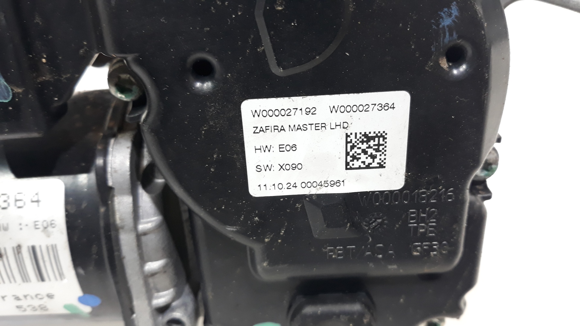 OPEL Zafira C (2012-2016) Mécanisme d'essuie-glace avant W000027364, W000027364 25100977