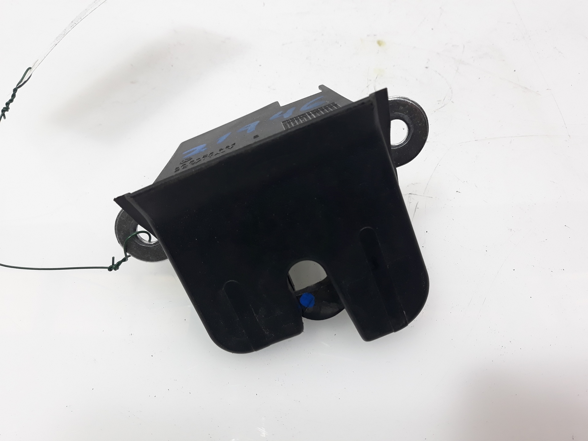 SEAT Leon 3 generation (2012-2020) Tailgate Boot Lock 5F4827505C 26091875