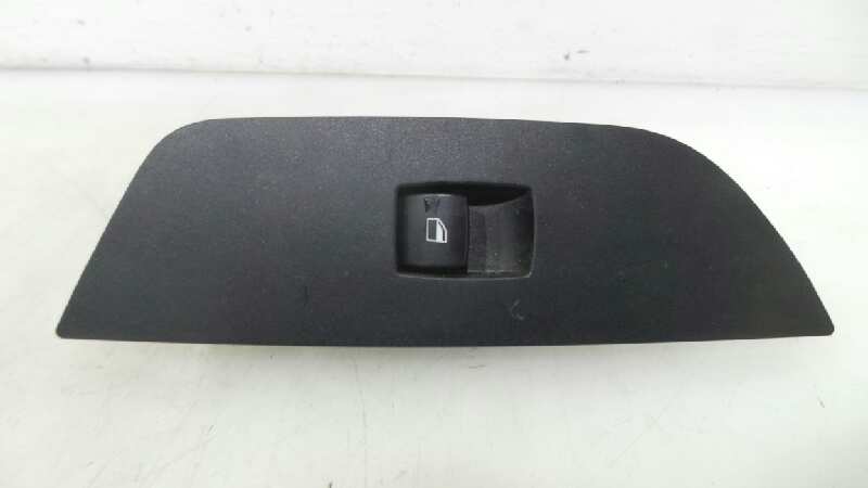 BMW X1 E84 (2009-2015) Rear Right Door Window Control Switch 6935534, 6935534 19040315