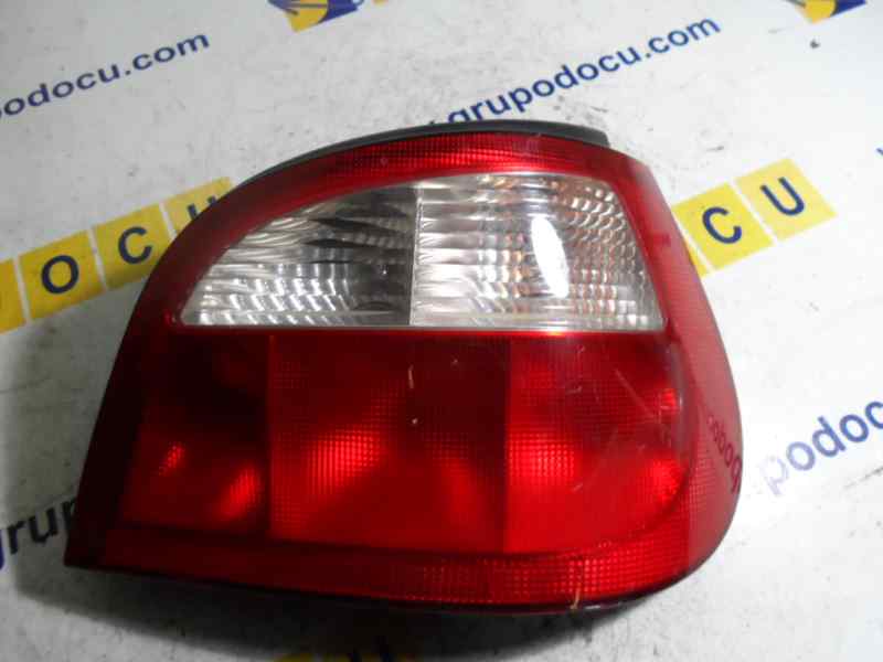 RENAULT Megane 1 generation (1995-2003) Galinis dešinys žibintas 7700428321,7700428321 26064426